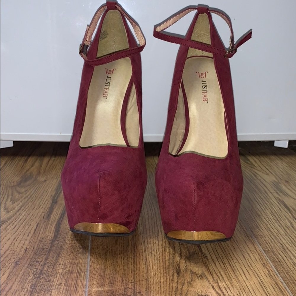 Brand new heels